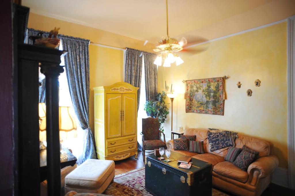Hh Whitney House - A Bed & Breakfast On The Historic Esplanade Nueva Orleans Habitación foto