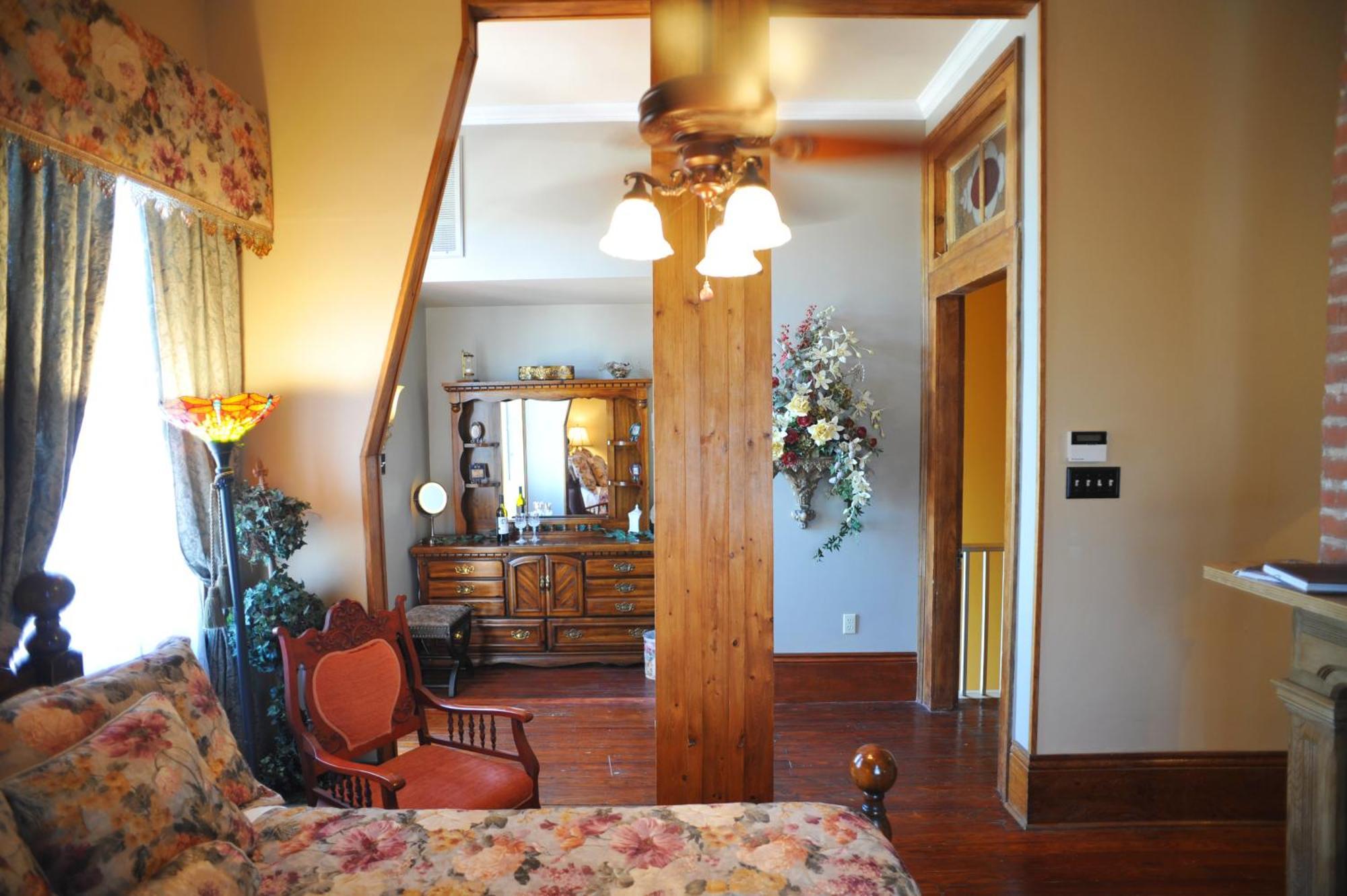 Hh Whitney House - A Bed & Breakfast On The Historic Esplanade Nueva Orleans Exterior foto
